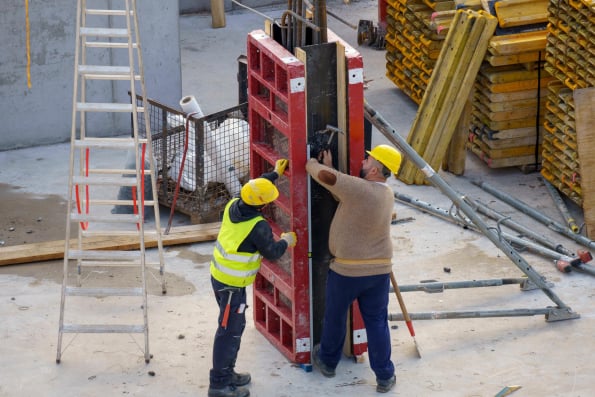 DIG Construction - Concrete formwork personnel